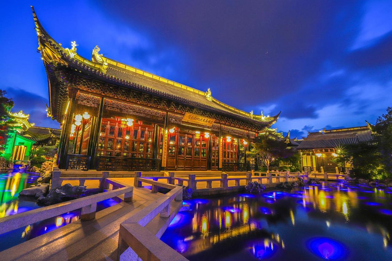 Royal Garden Hotel Shanghai-Free Shuttle To And From Disney & Pvg & Close Metro Line2 Easy To Sha New Expo Экстерьер фото